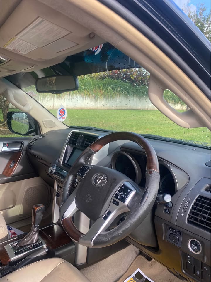  LandCruiser Prado