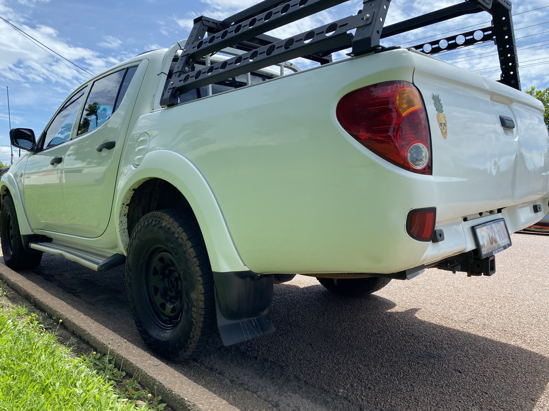 Mitsubishi triton