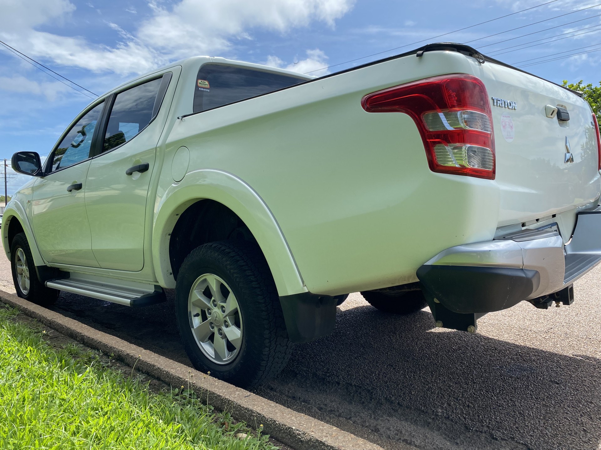 Mitsubishi triton
